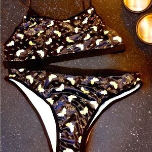 NWOT adorable butterfly bra and underwear set